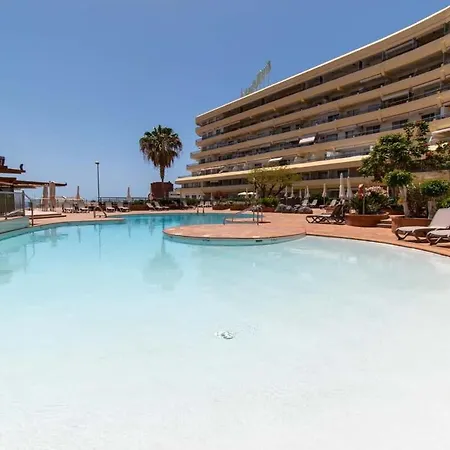 Santa Maria 131 - With Air Conditioning Apartment *