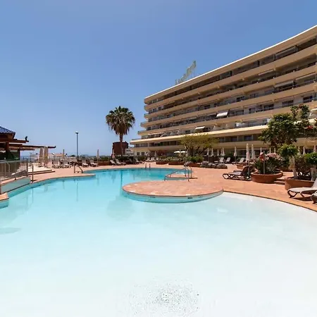 Santa Maria 131 - With Air Conditioning Apartment *